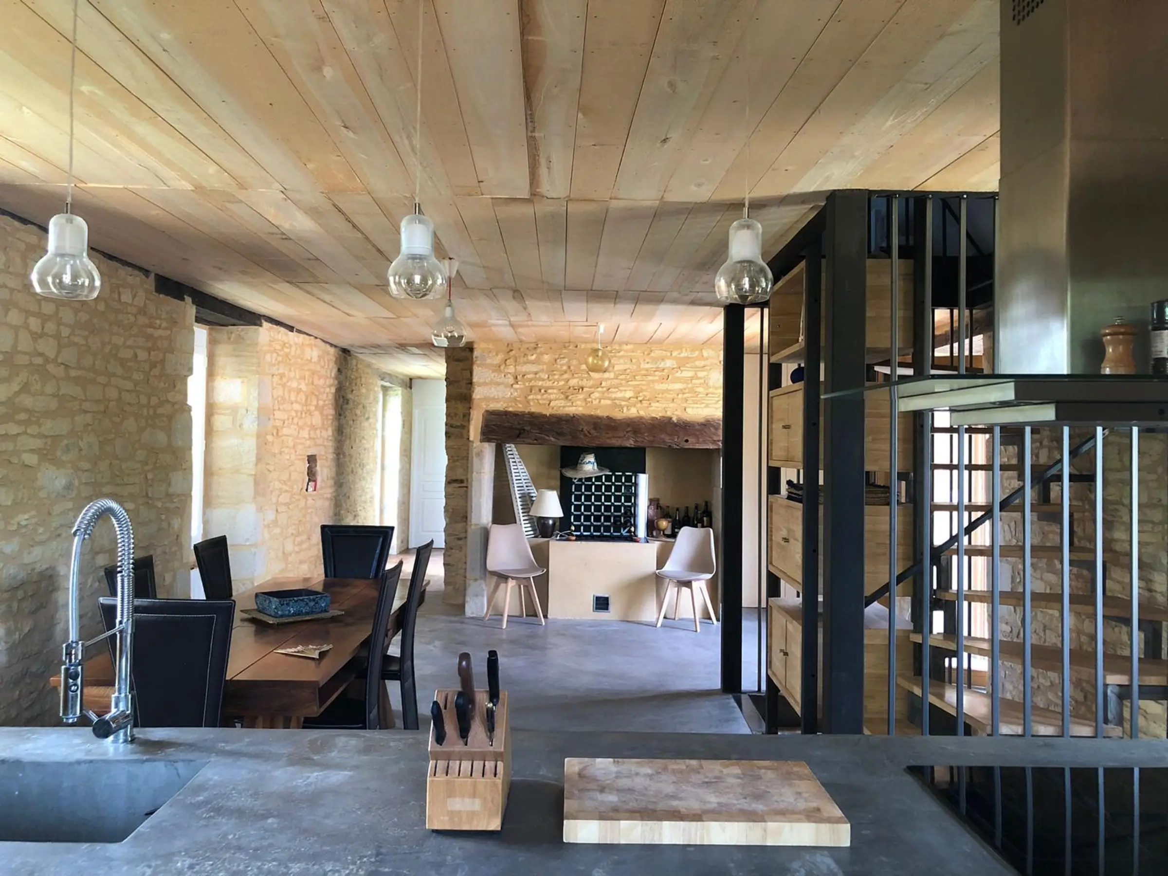 Weekend reconnexion couple en Dordogne : activité yoga, alimentation